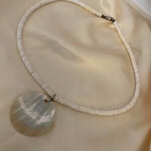 Vintage Hawaiian Heishi Shell bead Necklace Carved 70s Mother of Pearl 2 pendant